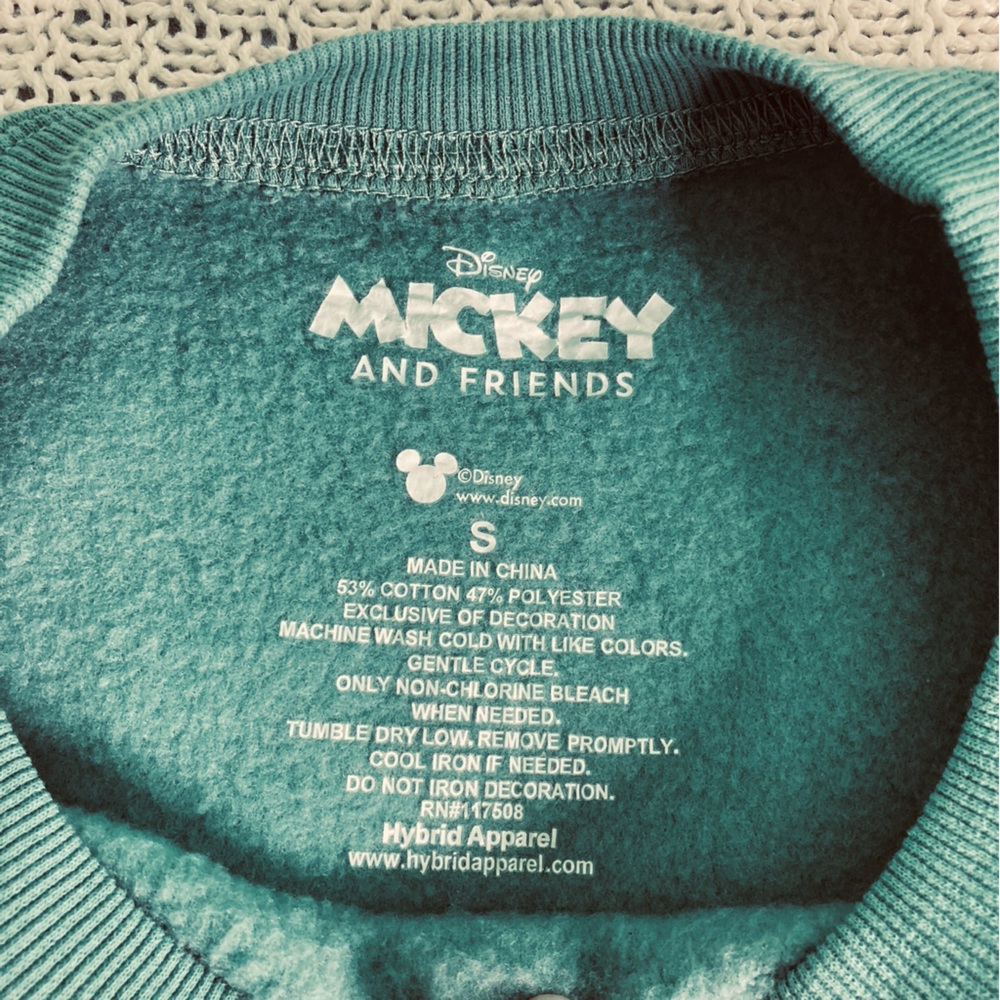 Hybrid Apparel Disney Mickey & Friends Graphic Sweatshirt Fleece Green (Size S) - Picture 8 of 11